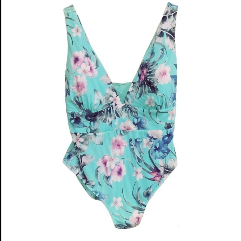 Coastal Waves 2X NEW Floral One Piece Swimsuit Tropical Cruise Beach Poolside